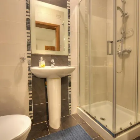 Apartman Large 3 Bedrooms Steps Away From Balluta Bay Bcam2-1 *
