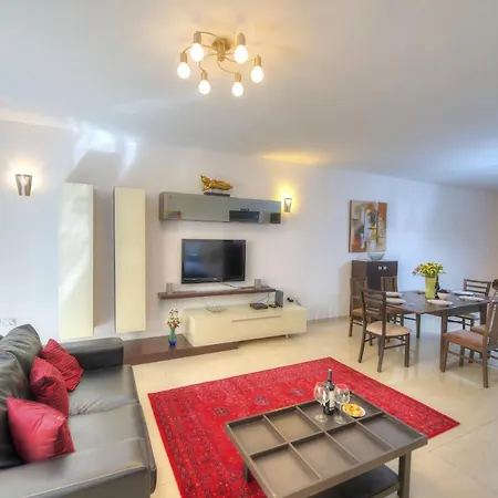 Large 3 Bedrooms Steps Away From Balluta Bay Bcam2-1 * Sliema